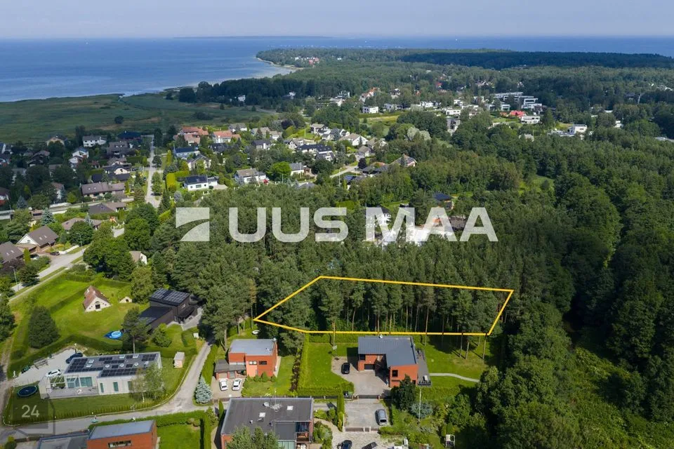 Elamumaa, 1813 m² Maa  -  Tallinn, Haabersti linnaosa