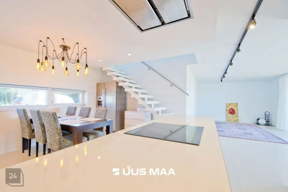 4-toaline Korter  -  Saaremaa vald, Kuressaare linn - foto 3