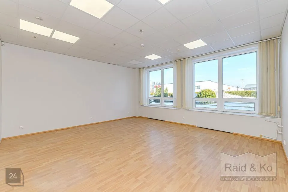 Mitme sihtotstarbega, 33 m² Äripind  -  Tallinn, Mustamäe linnaosa - foto 5