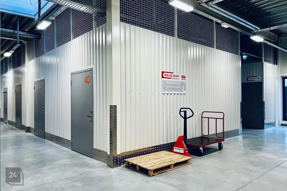 Mitme sihtotstarbega, 9 m² Äripind  -  Tallinn, Lasnamäe linnaosa