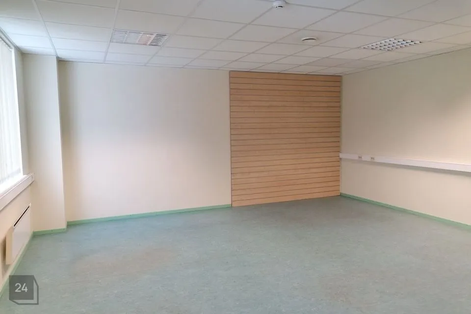 32 m² Äripind  -  Tallinn, Mustamäe linnaosa