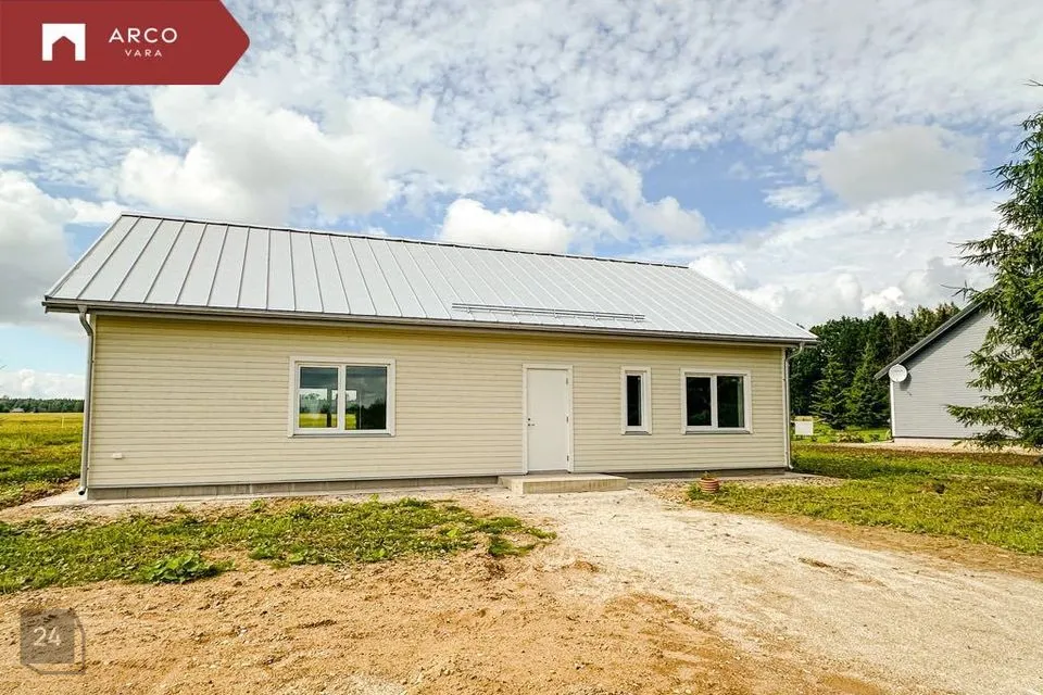 4-toaline Maja  -  Viljandi vald, Karula küla