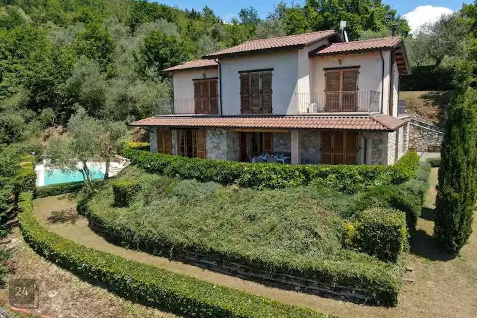 9-room house in Itaalia, Magliano - photo 5