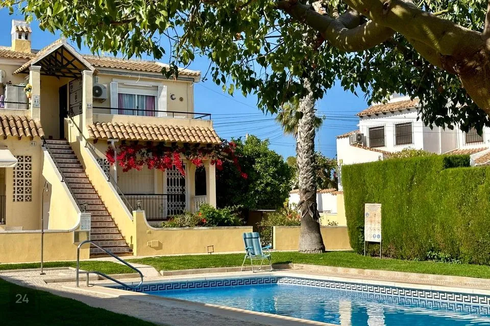 3-room apartment in Hispaania, San Miguel de Salinas