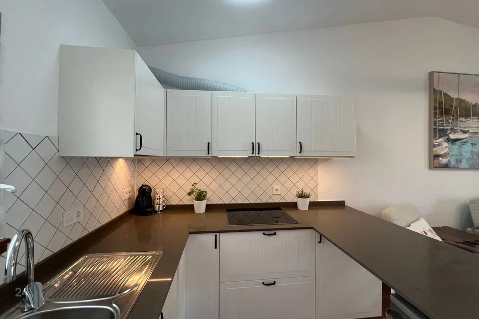 3-toaline Majaosa  -  Hispaania, Costa Adeje - foto 3