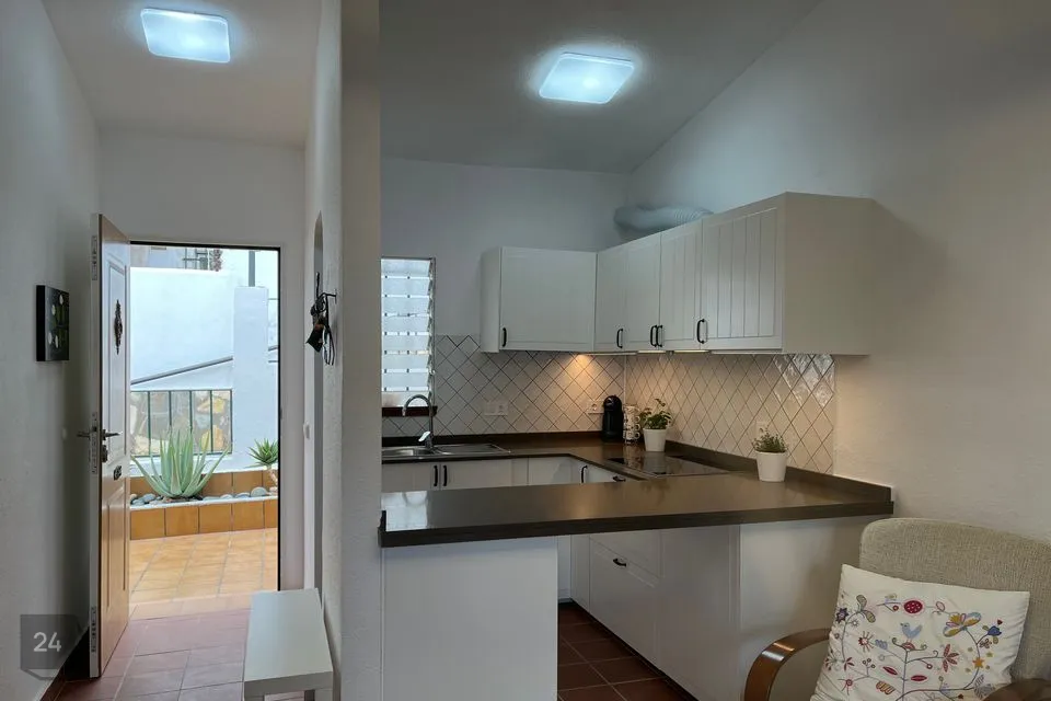 3-toaline Majaosa  -  Hispaania, Costa Adeje - foto 5