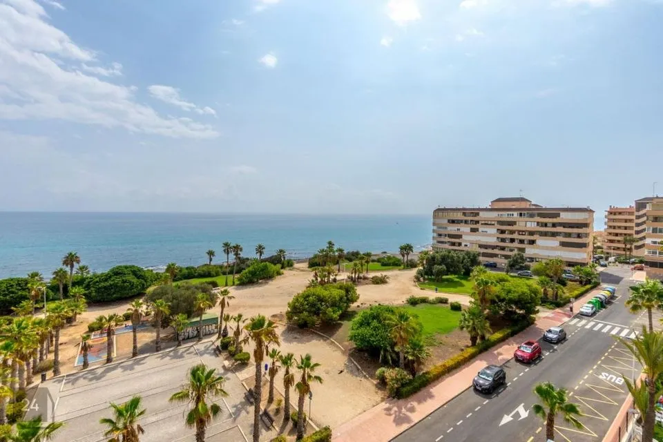 3-toaline Korter  -  Hispaania, Torrevieja - foto 2