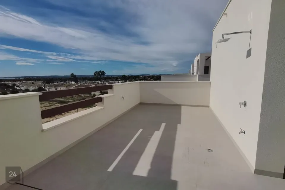 4-комнатная часть дома в Hispaania, Alicante - фото 4