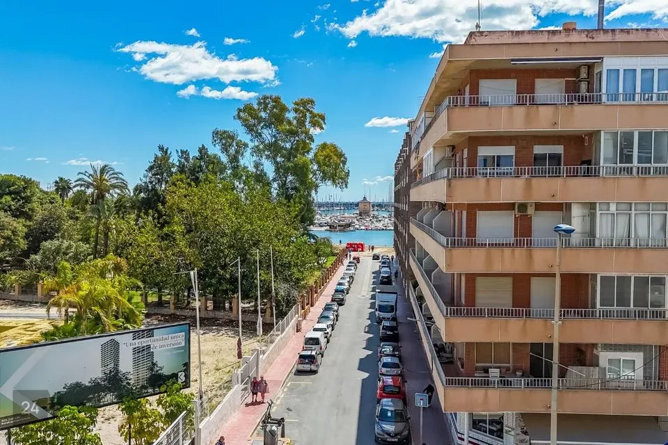 3-комнатная Квартира в Hispaania, Torrevieja - фото 2
